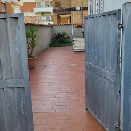 Casa Nostra Aeroporto E Mare Apartment